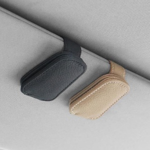 Suporte de óculos de couro para carro, suporte universal para óculos de sol para viseira de carro, prendedor para cartão e bilhete - Product Image 2