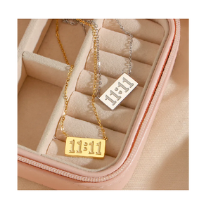 India moda 11:11 lujo Acero inoxidable colgante collar para mujeres nicho luz lujo temperamento cuadrado marca cadenas - Product Image 5