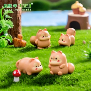 Accessoires décoratifs suspendus pour jardinage DIY, mini décorations de paysage, trou d'arbre mignon pour écureuil, petit ornement - Product Image 3