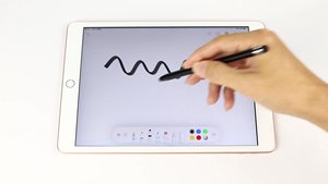 Stylet capacitif 2 en 1 en aluminium avec pointe remplaçable, pointe en silicone pour téléphones/tablettes <span class=keywords><strong>iPhone</strong></span>, outil de dessin facile à transporter - Product Image 5