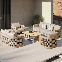 Ensemble de chaises de jardin en teck massif de style nordique pour patio, villa, cour; Conception personnalisable inspirée des designers, pour un moment de détente.