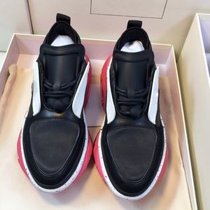 Zapatillas Deportivas de Malla Transpirable de Lujo de Diseñador de Moda Famoso, Zapatos Deportivos de Marca de Primera Calidad en Color Rosa para Hombre y Mujer - Product Image 2