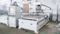 STR WR2813 personnalisé 4 12 axes coupe du bois gravure évider CNC routeur Machine pour armoire meubles porte travail du bois