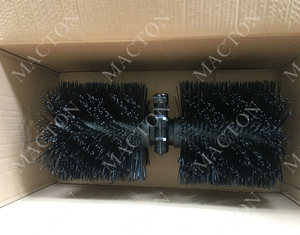 อุปกรณ์เสริมเครื่องตัดหญ้าแบบใช้น้ำมัน Macton รุ่น B ขนาด 58 ซม. พร้อมแปรงกวาดและที่กวาดหิมะ - Product Image 2