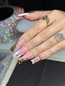 <span class=keywords><strong>Uñas</strong></span> Postizas Acrílicas Hechas a Mano en 3D con Diseño <span class=keywords><strong>de</strong></span> Girasol y Margarita - Product Image 1
