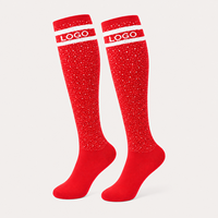 Chaussettes hautes personnalisées de haute qualité pour femmes, avec logo intégré, élégantes et tendance, fourniture OEM