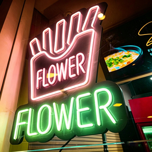Letrero Comercial Personalizado de Neón LED con Logotipo de Cristal, Clasificación IP67, Garantía de 2 Años, Forma Rectangular - Product Image 2