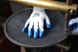 Filtre en acier inoxydable, acier ordinaire, galvanisé, pour procédés d'extrusion et applications <span class=keywords><strong>de</strong></span> filtration <span class=keywords><strong>de</strong></span> mélanges polymères. - Product Image 3