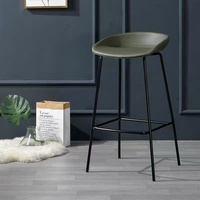Fauteuils de bar extérieurs modernes à faible MOQ, tabourets de luxe légers haut de gamme avec structure en fer, design léger