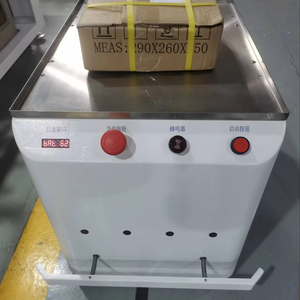 Transportador AGV Modelo B50 Eficiente con Tecnología de Navegación Magnética, Tiempo de Trabajo de 24 Horas, Precisión de 10 mm - Product Image 1