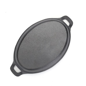 Mini poêles en fonte assiettes ovales avec plateau à vaisselle en bois servant une assiette grésillante pour la cuisson rôtir cuisson griller - Product Image 5