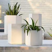 Vase à fleurs cylindrique surdimensionné en fibre de verre, pot de sol décoratif extra large avec trou de drainage pour la maison et le salon
