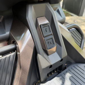 รถบรรทุกไฟฟ้าสำหรับผู้ใหญ่แบบขายส่ง พร้อมหลังคาและระบบกันลมแบบคลาสสิก - Product Image 3