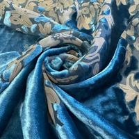 Tissu en velours brûlé mélangé de soie et de viscose