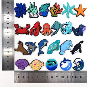 Stock de fábrica nuevo diseño lindo dibujos animados animales marinos tortuga marina tiburón Zueco encanto zuecos PVC encantos zapato decoraciones zapato encantos - Product Image 4