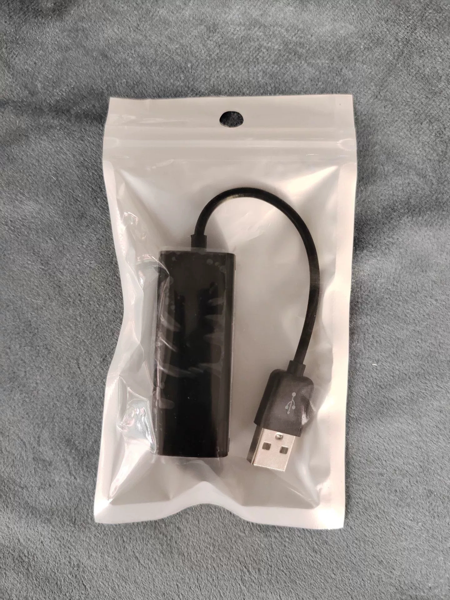 Port USB noir avec sac d'opp
