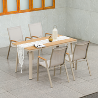 Ensemble de salle à manger d'extérieur moderne et confortable Meiqi avec grande table en dalle pour jardin, balcon, café, hôtel et cour