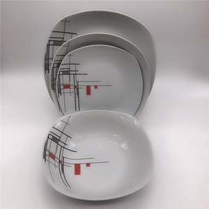 <span class=keywords><strong>Service</strong></span> <span class=keywords><strong>de</strong></span> <span class=keywords><strong>table</strong></span> en céramique <span class=keywords><strong>de</strong></span> forme carrée <span class=keywords><strong>de</strong></span> haute qualité, nouveau design, 19 pièces, vaisselle en <span class=keywords><strong>porcelaine</strong></span> en vente - Product Image 5