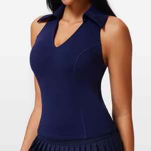 Débardeur de yoga moulant et respirant à col en V avec coussinets de poitrine intégrés pour femme, idéal pour le cross fitness et le tennis, avec logo frontal - Product Image 1