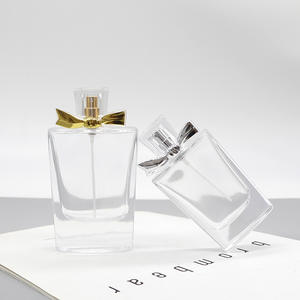 Vente en gros de flacons de parfum en verre carrés de 30 ml, flacons de recharge vides, matériaux d'emballage cosmétique en boîte - Product Image 1