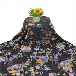 Collection de mariage, nouvelle tendance, traditionnelle somalienne, tissage jacquard, chiffon uni, dirac, travail de pierre, motif floral, annuel - Product Image 1