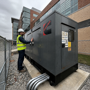 เครื่องกำเนิดไฟฟ้าดีเซลแบบเงียบ 20kva-250kva 20kw-200kw พร้อมเครื่องกำเนิดไฟฟ้ากระแสสลับทองแดงแบบไร้แปรงถ่าน สำหรับใช้งานในอุตสาหกรรม - Product Image 1