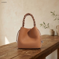 Sac à bandoulière en cuir véritable imperméable style rétro, sac à main polyvalent et tendance pour l'été – Vente en gros