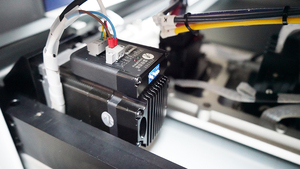 2024 Impresora directa a la ropa Máquina de impresión de camisetas de dos cabezales Personalización personalizada Impresora DTG para cualquier camiseta de <span class=keywords><strong>color</strong></span> - Product Image 5