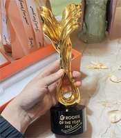 Vente en gros 27cm de hauteur or argent bronze résine aile d'ange plaque de cristal trophée de cristal prix