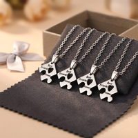Collier Pendentif Cœur Multi-lettres Personnalisé en Gros, Chaîne de Clavicule BFF Meilleure Amie, Ensemble de Bijoux Souvenirs
