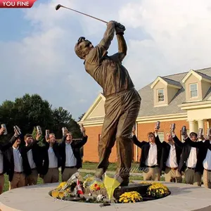 户外高尔夫球场装饰铸造青铜大型高尔夫雕像出售