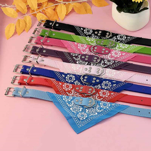 Bandane per Animali Domestici con Stampa a Motivi Colorati, Collare in Pelle PU e Tela con Fibbia Regolabile, Bavaglini per Cani, Sciarpa Triangolare - Product Image 3