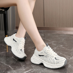 LYKU KT266-1 Zapatillas Deportivas Clásicas para Mujer, Estilo Urbano, Malla Transpirable, Antideslizantes, Casuales para Primavera, Verano y Otoño - Product Image 3