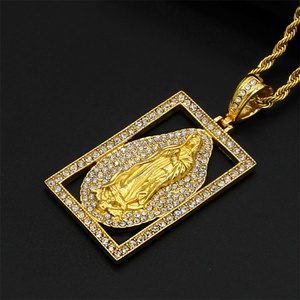 Collar con Colgante de la Virgen María en Acero Inoxidable con Circonita Cúbica y Marco Cuadrado Estilo Hiphop Popular - Product Image 6