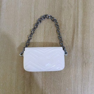 Nuevo Llavero de Diseño de Marca, Accesorio de Bolso de Hombro Elegante - Product Image 4