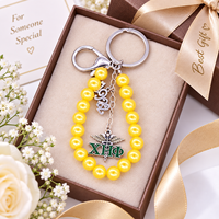 Pendentif Caducée fait main en perles jaunes avec inscription grecque EST 1932 pour la sororité Chi Eta Phi, idéal pour la confection de sacs et de porte-clés