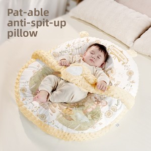 Coussin multifonction pour nouveau-né anti-sursaut, <span class=keywords><strong>tapis</strong></span> de couchage incliné apaisant, matelas bionique pour réveil doux, dessin animé toutes saisons - Product Image 1