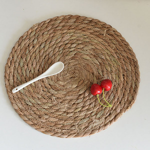 Woven Placemats Round Straw <b>Mat</b> Heat Insulating <b>Table</b> <b>Mats</b> Home Decor Solid Color Natural Fiber Place <b>Mat</b> - Product Image 2