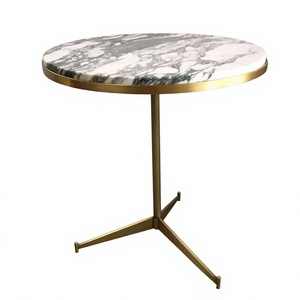 Mesa de Centro Redonda Moderna de Mármol con Base de Latón, Mueble Decorativo, Mesa Auxiliar, Diseños Personalizables y Mesas de Latón Resistentes - Product Image 1