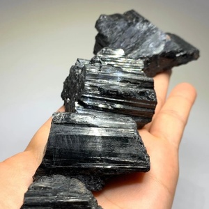 Pierres brutes de tourmaline noire naturelle en gros, spécimens de pierres précieuses brutes, éclats de cristal pour la décoration - Product Image 2