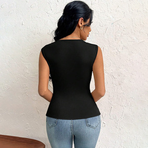 2025 transfrontaliera primavera estate t-shirt elegante da <span class=keywords><strong>donna</strong></span> con colletto obliquo europeo Slim corto di colore puro - Product Image 3