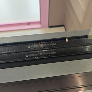 Ventanas Abatibles Modernas Deioux Hurricane, Diseño de Doble Acristalamiento, Marco de Madera Revestido de Aluminio Compuesto - Product Image 3