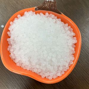 Granulés HDPE TR144 de qualité alimentaire à haute masse moléculaire pour extrusion et moulage, granulés HDPE pour application dans les sacs poubelles - Product Image 2