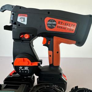 Machine à lier les barres d'armature Jiuwei RT-441, alimentée par batterie, entièrement automatique, double ligne, pour la fixation des armatures en acier dans la construction - Product Image 5