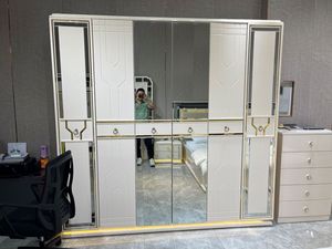 Set Camera da Letto di Alta Qualità in MDF Bianco con Specchio, Nuovo di Zecca - Product Image 3