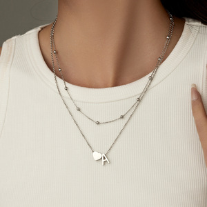 Collar minimalista con colgante de corazón de acero inoxidable con letra A, cuentas de doble capa, joyería de regalo para uso diario - Product Image 3