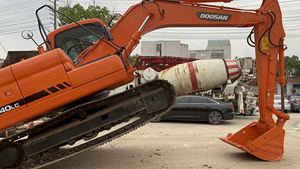 รถขุด Doosan DX140LC มือสอง 14 ตัน ของแท้จากเกาหลี แบบรางยาว รถขุดขนาดกลาง มีสินค้าในสต็อกที่เซี่ยงไฮ้ - Product Image 4