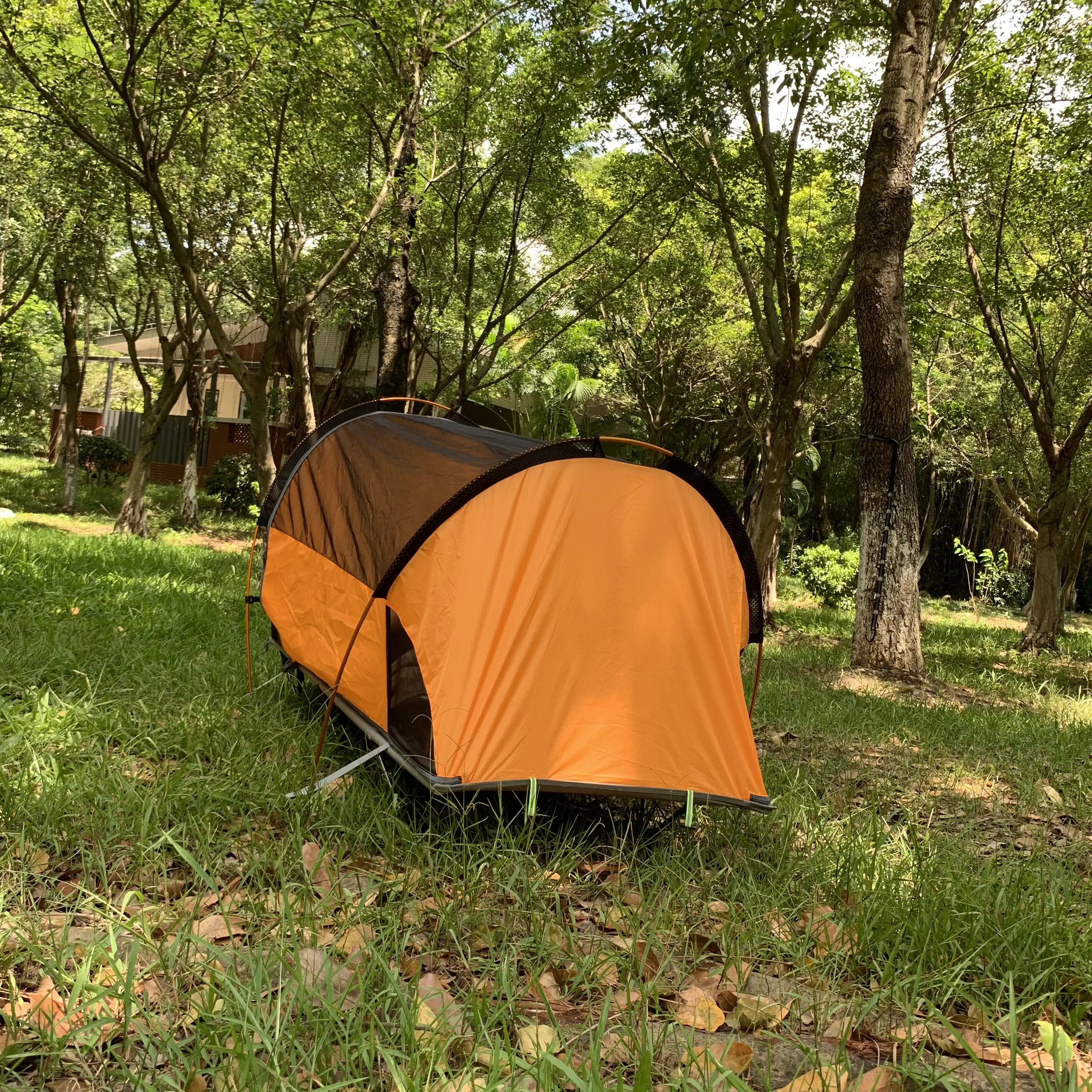 Simple to set for traveler with Folding durable bed Tent With waterproof function