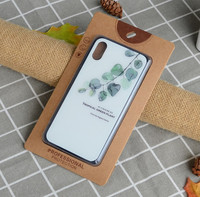 Boîte personnalisée en papier pour accessoires de téléphone portable Smartphone Protecteur d'écran bon marché Boîte d'emballage en papier kraft brun avec fenêtre transparente