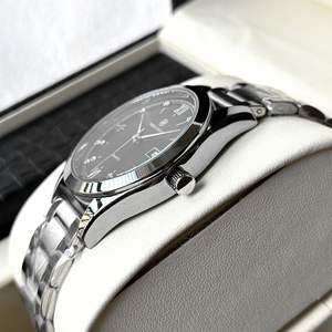 Montre-bracelet à quartz en acier inoxydable résistante à l'eau 30m avec calendrier, logo personnalisé Pablo Raez, style minimaliste, vente en gros pour hommes - Product Image 6